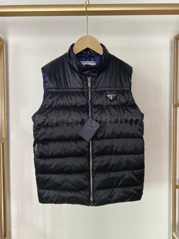 Moncler Men's Outwear 370